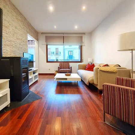 2 Hab Camprodon, Chimenea, Terraza, Centrico Apartment