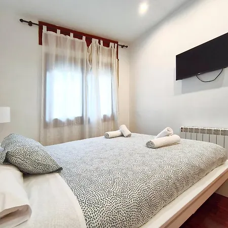 2 Hab Camprodon, Chimenea, Terraza, Centrico Apartment *